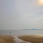 5 Min Walk To Beach Tropical Garden